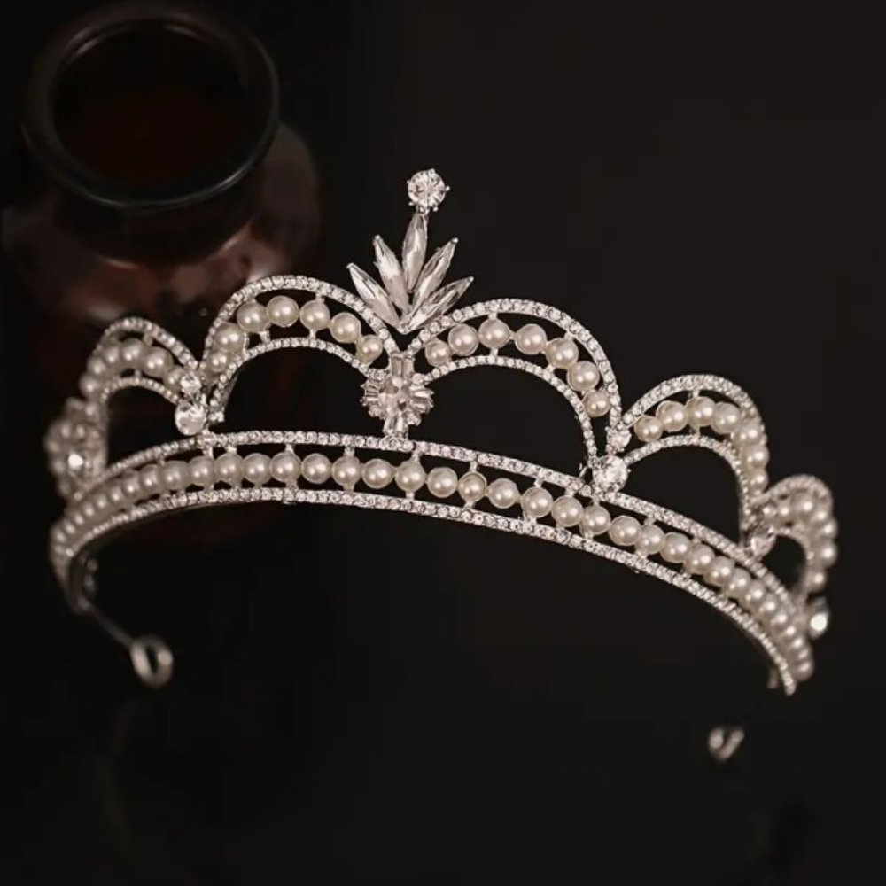 Luxury Faux Pearl Crystal Bridal Tiaras and Crowns